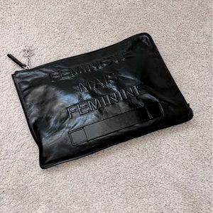 Chanel Feministe Mais Feminine Clutch